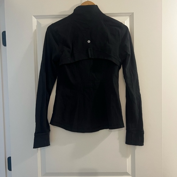 Lululemon Define Jacket - Picture 2 of 6